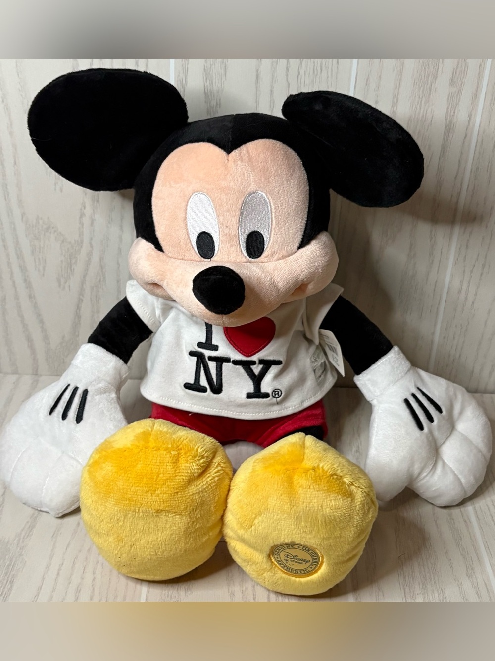 Disney I Love New York Mickey Mouse Soft Plush 18” New With Tags